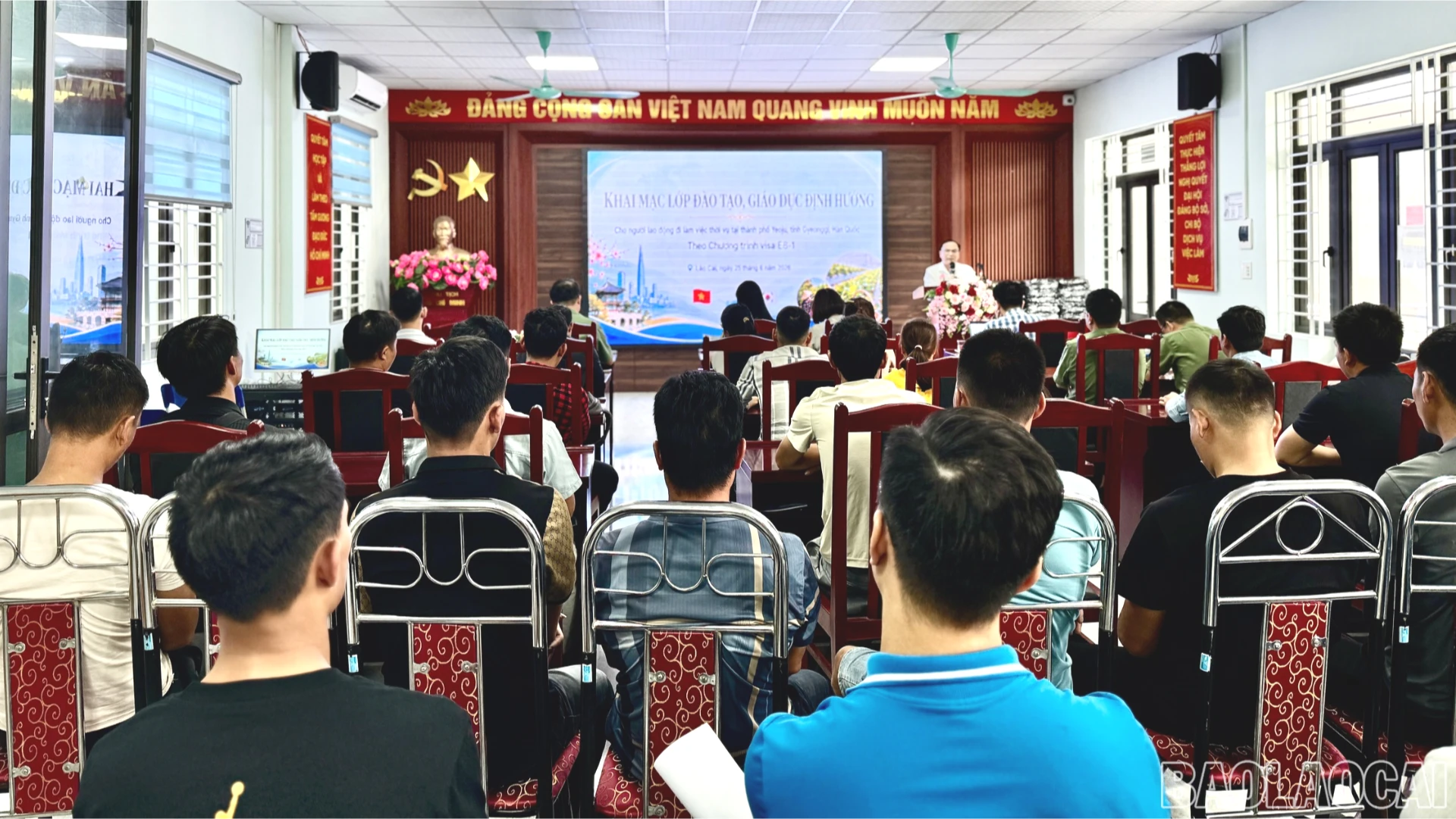 baolaocai-br-mot-so-quy-dinh-ve-day-them-hoc-them-tren-dia-ban-tinh-lao-cai-1671.png