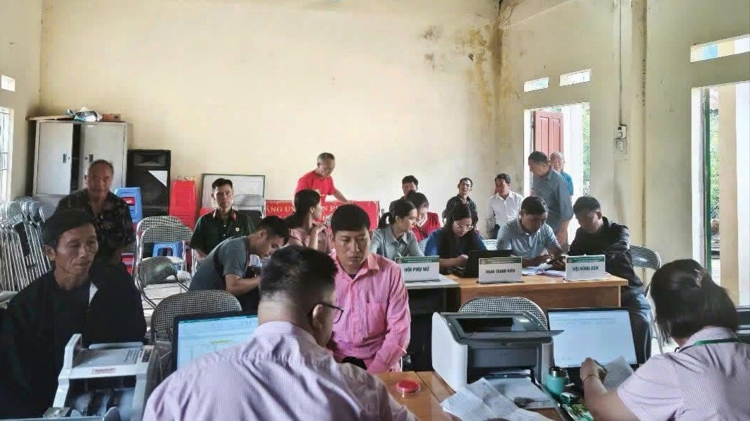 Ngân hàng CSXH duy trì giao dịch tại các xã, thôn trên địa bàn tỉnh. img-2580.jpg