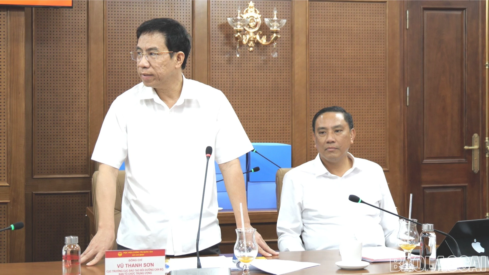 baolaocai-br-tham-dinh-chuan-200-28-14-24still008.jpg