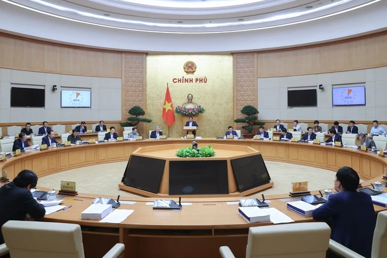 Thủ tướng nhấn mạnh yêu cầu tiếp tục rà soát để cụ thể hóa, thể chế hóa chủ trương của Đảng, tháo gỡ bằng hết những khó khăn, vướng mắc về thể chế, phục vụ cho sự phát triển.