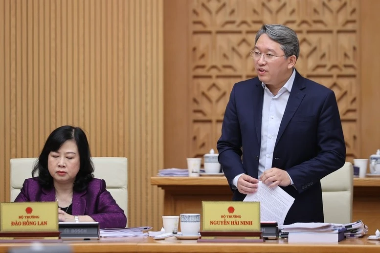 Bộ trưởng Bộ Tư pháp Nguyễn Hải Ninh phát biểu.