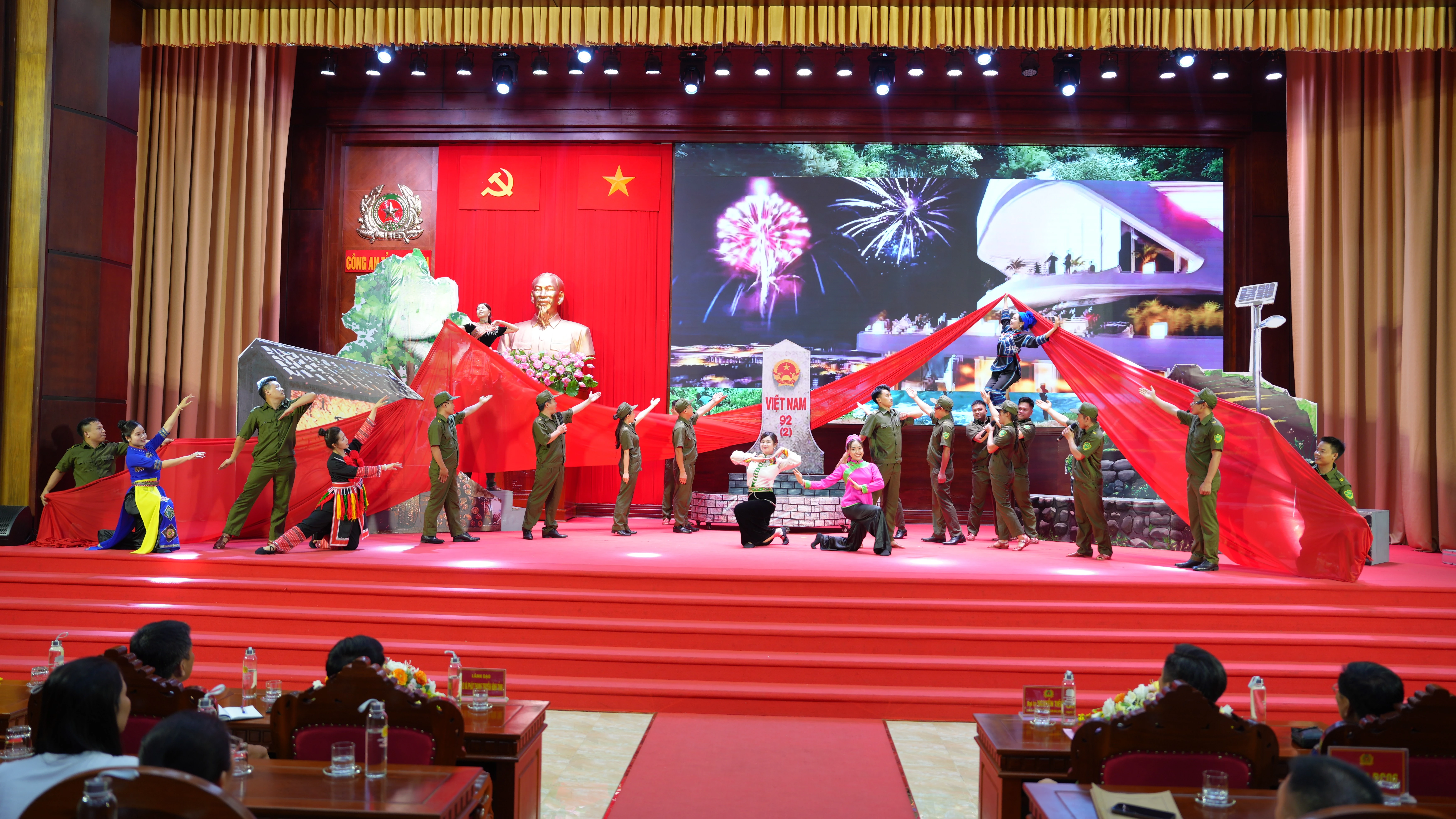 anh1.jpg