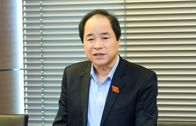 ĐBQH Trương Xuân Cừ - Phó Chủ tịch Trung ương Hội Người cao tuổi Việt Nam.