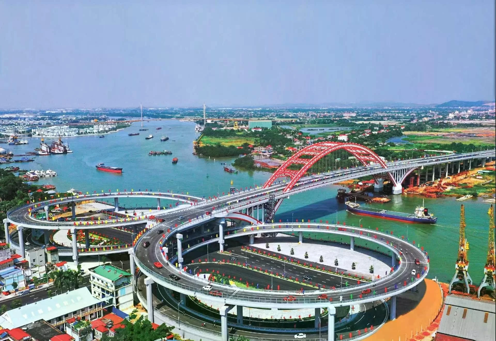 Các địa phương “xắn tay” thực hiện sứ mệnh chung của cả nước.