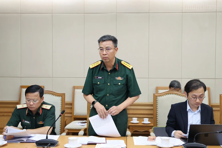 Đại tá Bùi Yên Tĩnh, Phó Cục trưởng Cục Tác chiến (Bộ Quốc phòng) đề xuất đẩy mạnh thu thập, nâng cao hiệu quả quản lý và sử dụng thông tin phục vụ công tác tìm kiếm, quy tập và xác định danh tính hài cốt liệt sĩ.