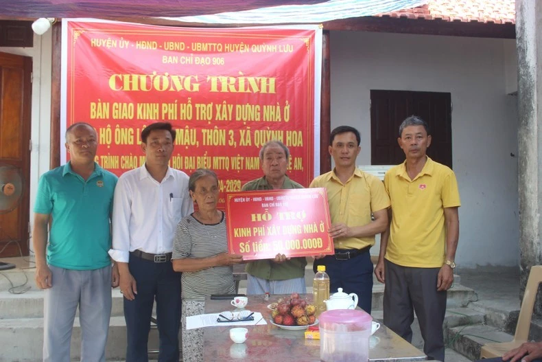 Hỗ trợ kinh phí xây dựng, sửa chữa nhà cho người nghèo, người có hoàn cảnh khó khăn huyện Quỳnh Lưu tỉnh Nghệ An.