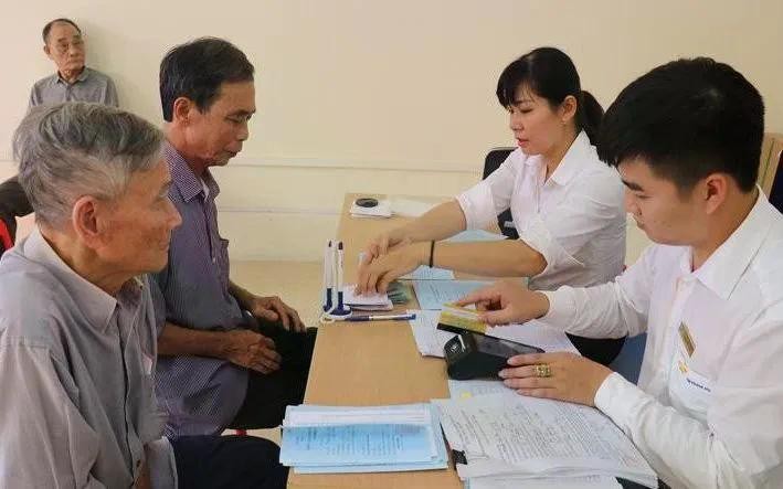 8 chính sách và quyền lợi của người nghỉ hưu sớm khi sắp xếp bộ máy sẽ được hưởng ảnh 1 8 chính sách và quyền lợi của người nghỉ hưu sớm khi sắp xếp bộ máy sẽ được hưởng ảnh 1