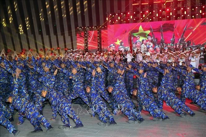 Các nghệ sĩ quân đội tham gia chương trình nghệ thuật chính luận.