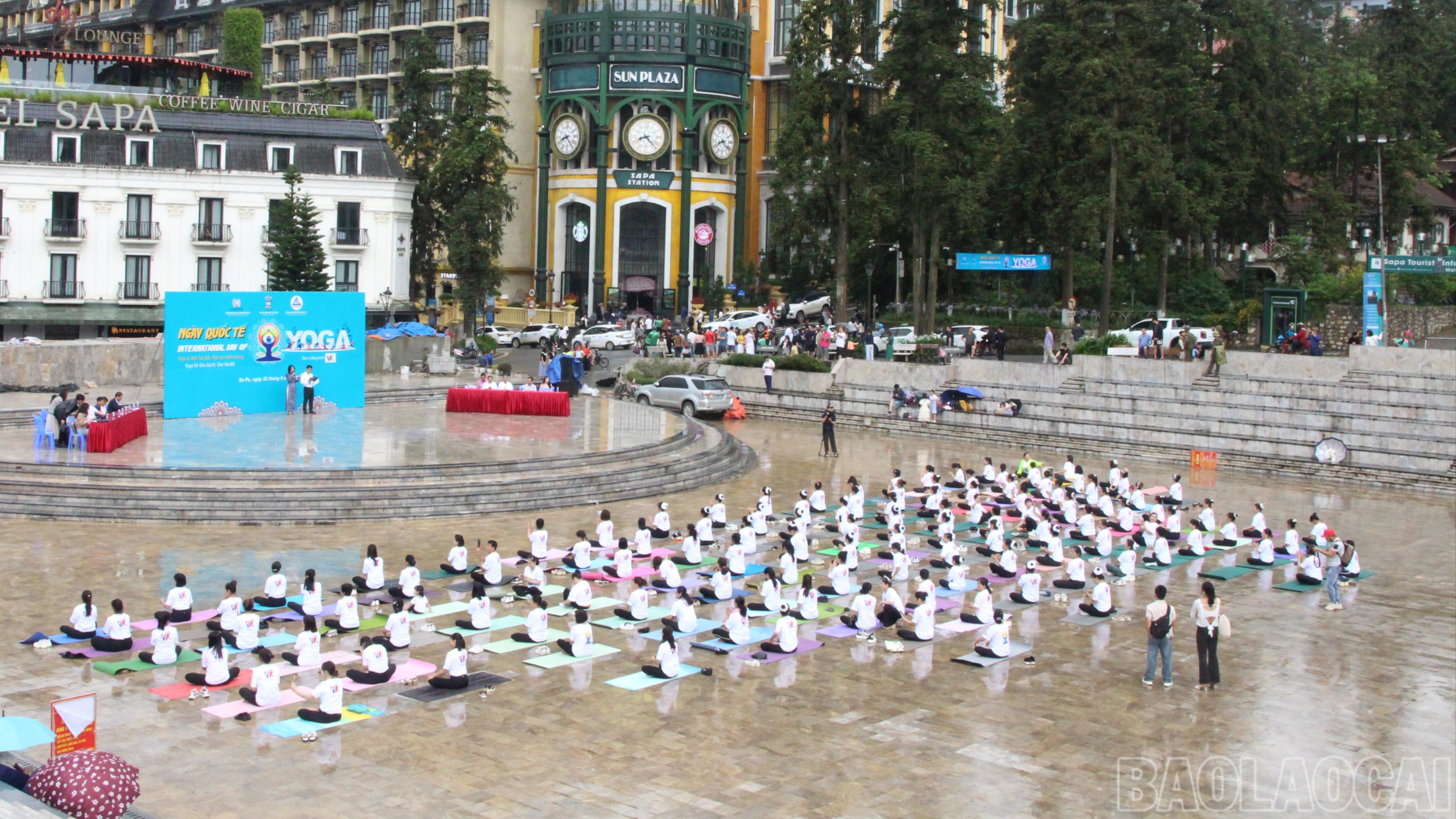 Chương trình chào mừng Ngày Quốc tế Yoga năm 2025 được tổ chức tại sân Quần, thị xã Sa Pa br-img-3854.jpg