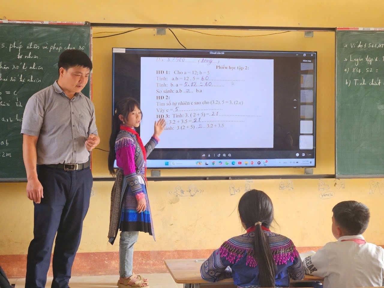 Tiết học của học sinh Trường THCS xã Tả Ngài Chồ, tỉnh Lào Cai. Ảnh: NTCC Tiết học của học sinh Trường THCS xã Tả Ngài Chồ, tỉnh Lào Cai. Ảnh: NTCC