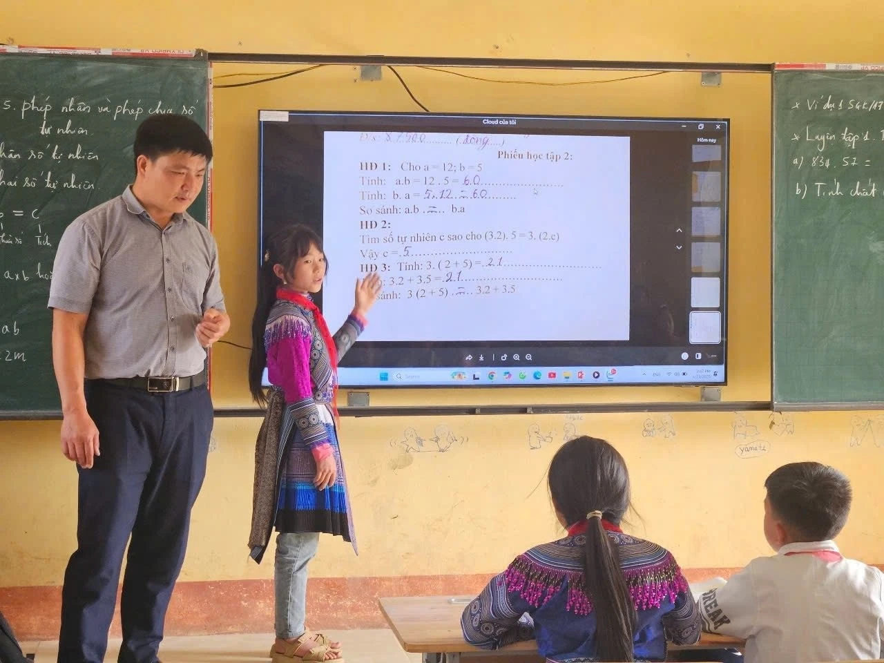 Tiết học của học sinh Trường THCS xã Tả Ngài Chồ, tỉnh Lào Cai. Ảnh: NTCC