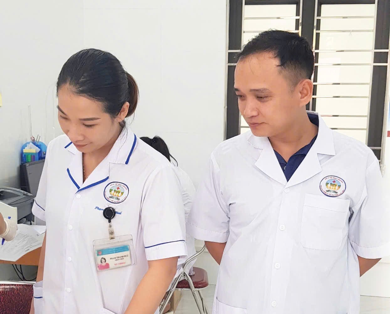 Chị Phạm Thanh Huế và anh Đặng Đình Thảo đều là thành viên “Ngân hàng máu sống” của Trung tâm Y tế khu vực Lục Yên. z6841077262604-d77068b0542162a0d70aab3d35a53aaf.jpg