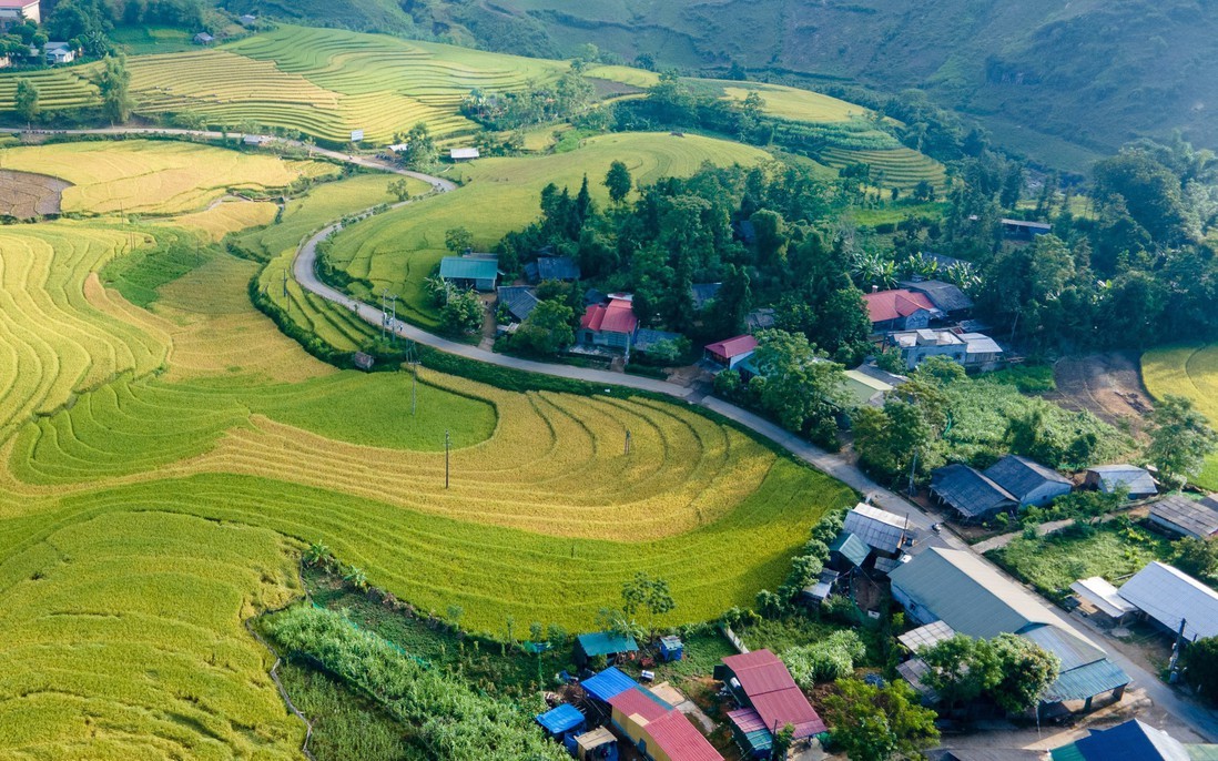 Xây dựng nông thôn mới góp phần thay đổi diện mạo nông thôn, nâng cao chất lượng đời sống tinh thần và vật chất cho người dân ở Lào Cai. Xây dựng nông thôn mới góp phần thay đổi diện mạo nông thôn, nâng cao chất lượng đời sống tinh thần và vật chất cho người dân ở Lào Cai.