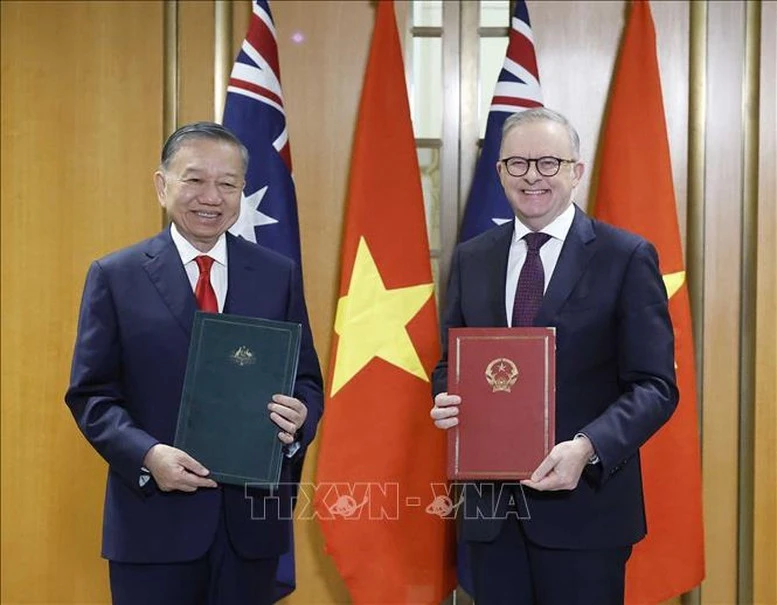 Tổng Bí thư, Chủ tịch nước Tô Lâm và Thủ tướng Australia Anthony Albanese trao đổi 3 tuyên bố chung.
