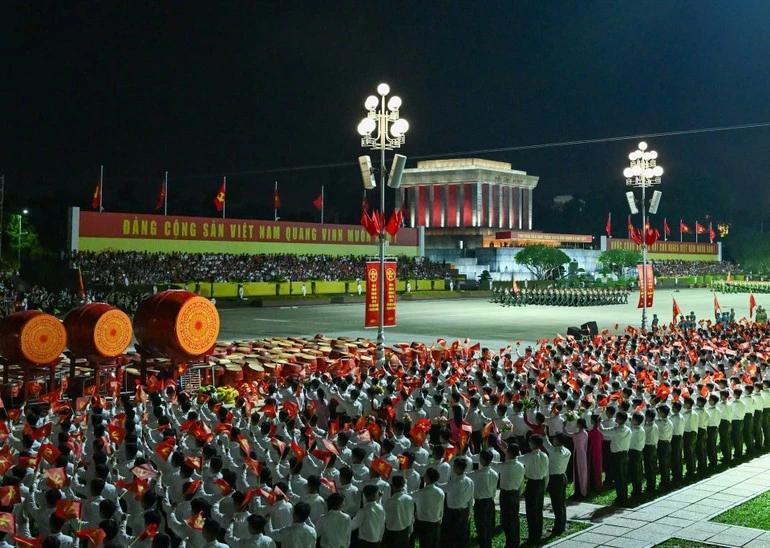 Quảng trường Ba Đình.