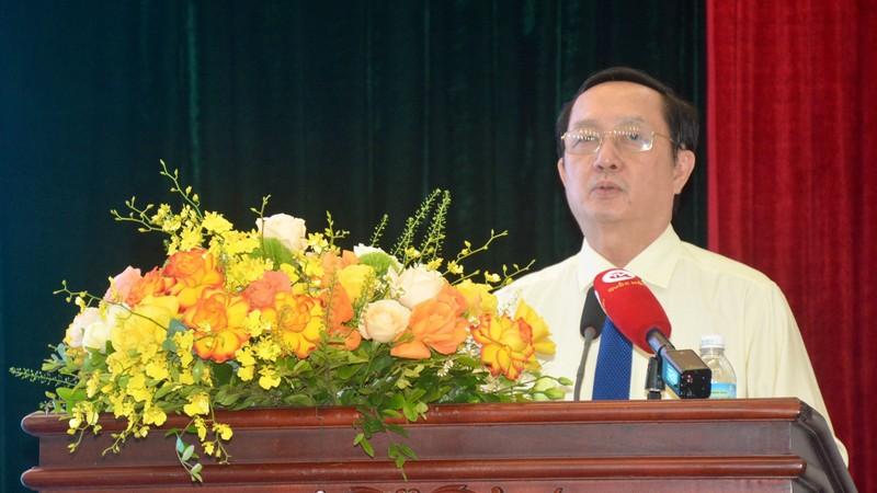 Bộ trưởng Khoa học và Công nghệ Huỳnh Thành Đạt phát biểu tại hội thảo. Bộ trưởng Khoa học và Công nghệ Huỳnh Thành Đạt phát biểu tại hội thảo.