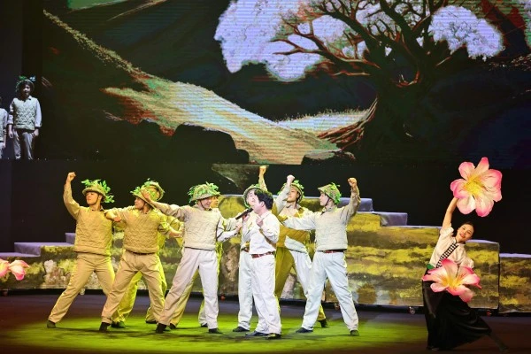 Chương trình tái hiện nhiều sự kiện lịch sử của dân tộc.