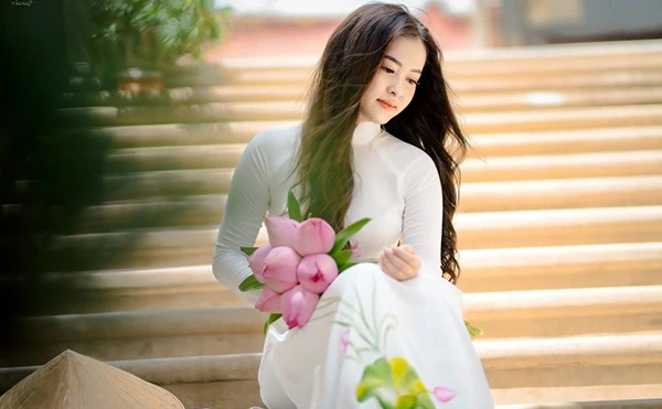 Ngày Phụ nữ Việt Nam 20/10 là để tôn vinh người phụ nữ Việt.