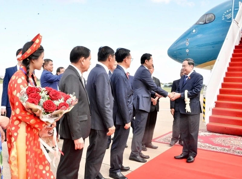 Đây là chuyến thăm chính thức Vương quốc Campuchia đầu tiên của Chủ tịch Quốc hội Trần Thanh Mẫn trên cương vị người đứng đầu cơ quan lập pháp Việt Nam.