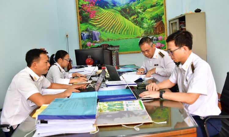 Chú trọng kiểm toán vấn đề nguồn cải cách tiền lương tại các địa phương. Chú trọng kiểm toán vấn đề nguồn cải cách tiền lương tại các địa phương.