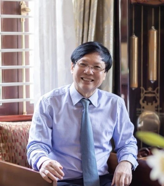 Nhà báo Hồ Quang Lợi.