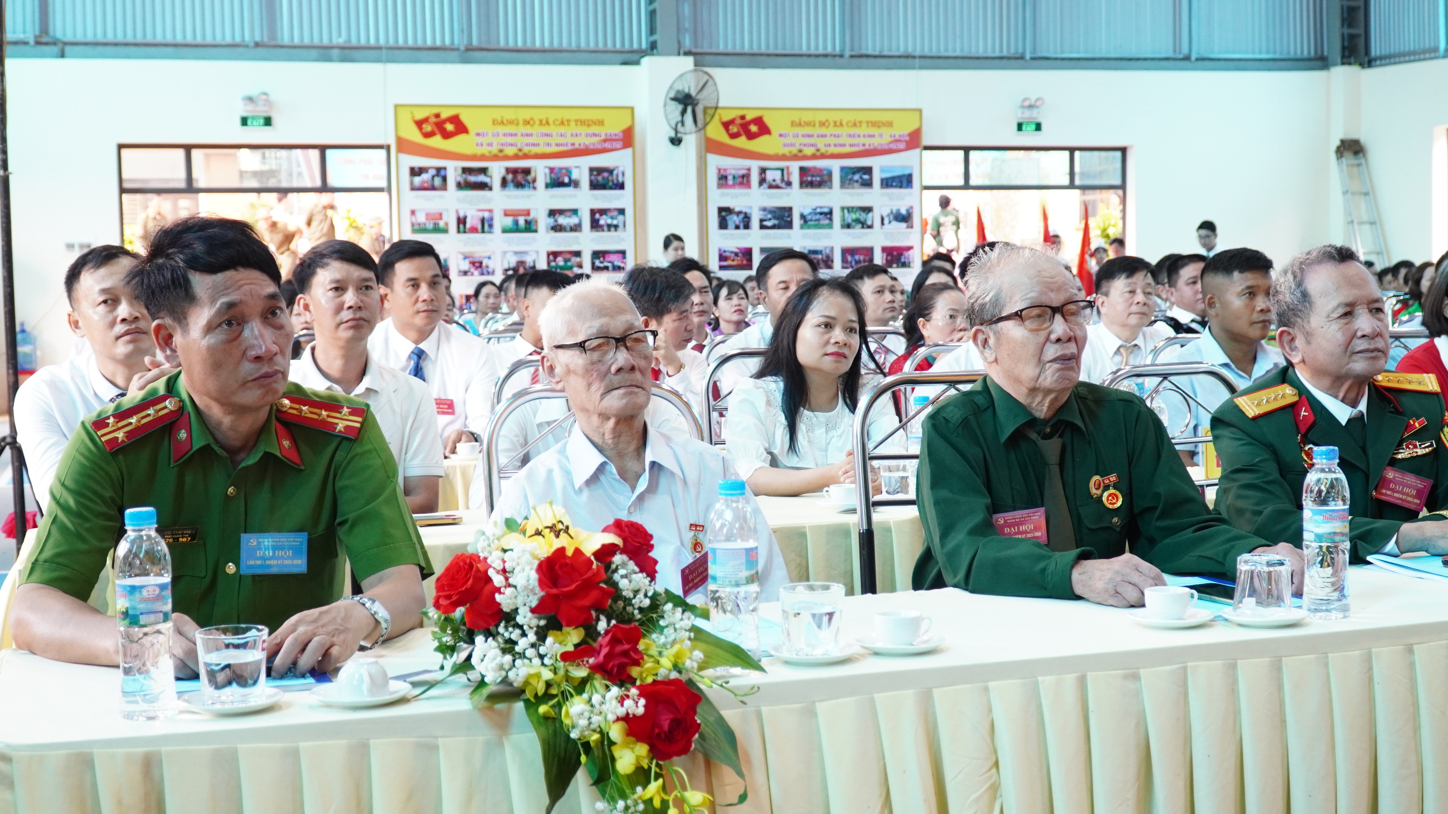 Đại biểu dự đại hội. dsc06850.jpg