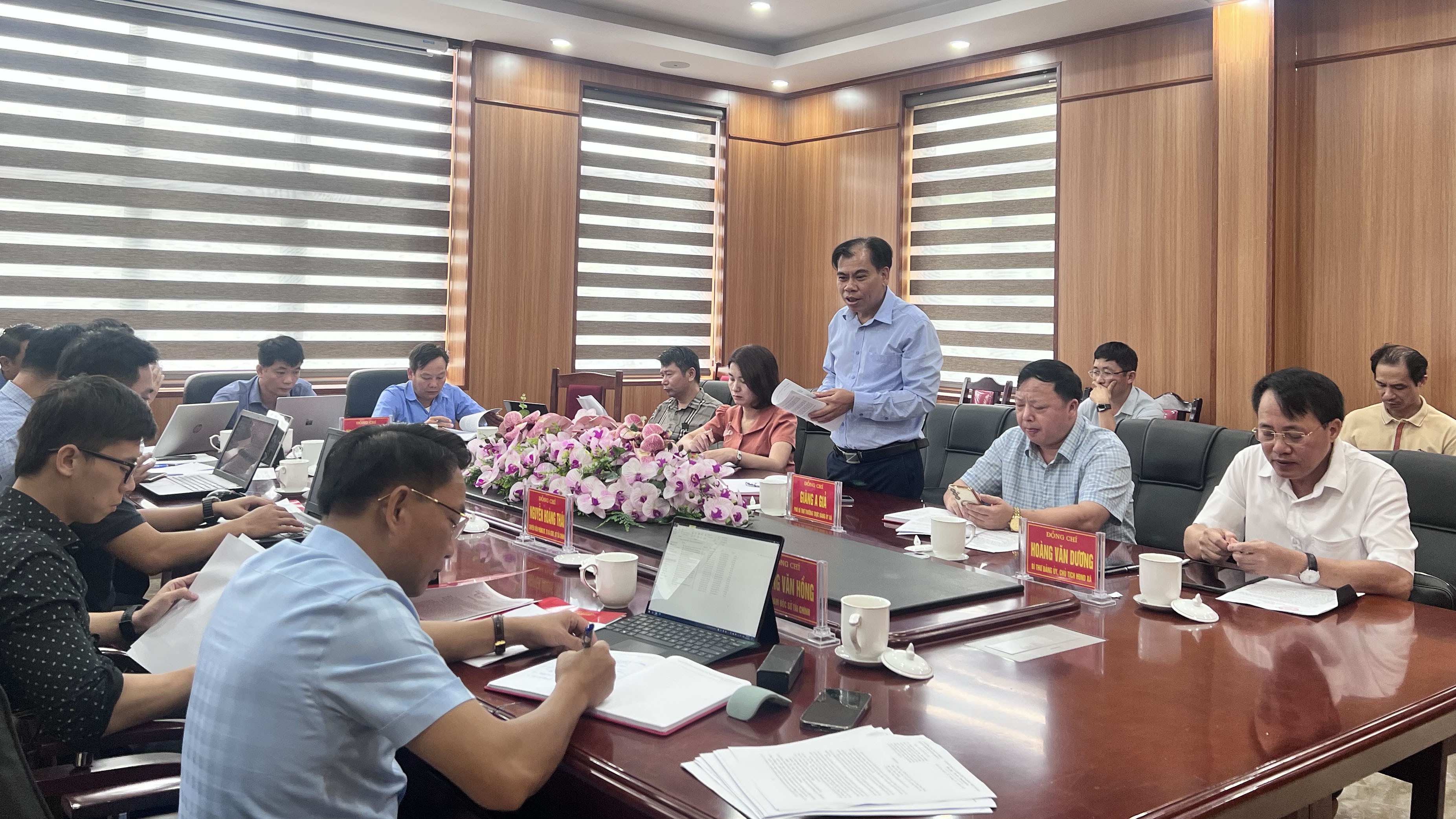 Quang cảnh buổi làm việc. img-7932.jpg