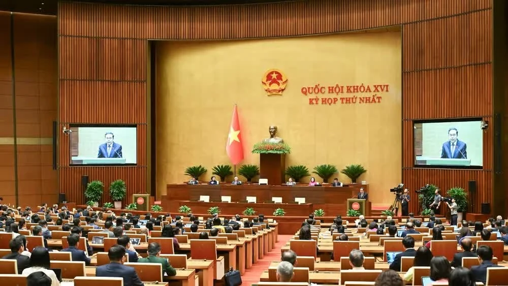 Quang cảnh phiên bế mạc Kỳ họp thứ nhất, Quốc hội khóa XVI.