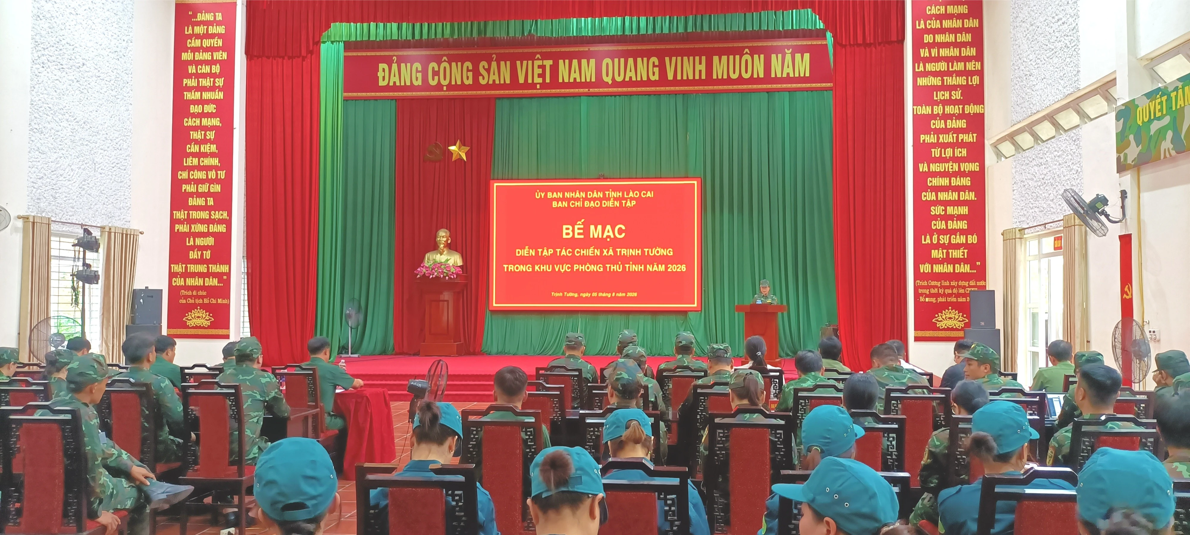 5-quang-canh-le-be-mac-2257.jpg