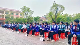 31 thí sinh tham gia thi vượt cấp tại kỳ thi chọn học sinh giỏi các môn văn hóa THCS phường Yên Bái