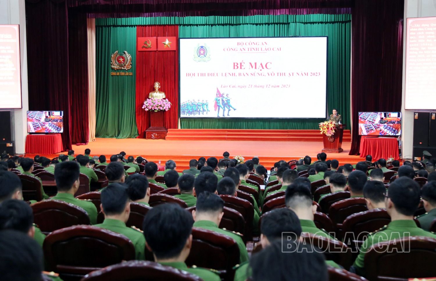Quang cảnh lễ bế mạc hội thi. 1-324-1060.jpg