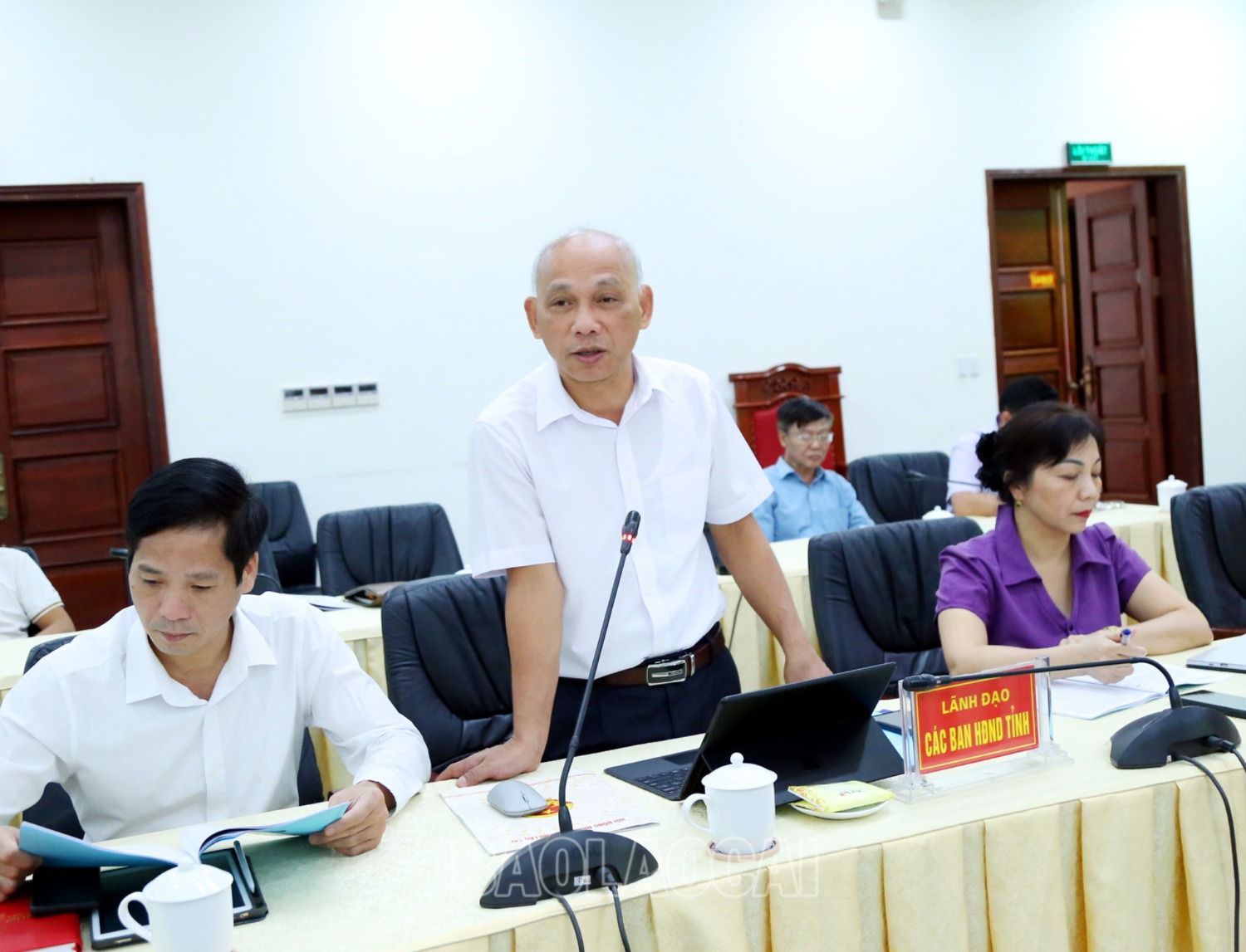 Đại diện Ban Kinh tế - Ngân sách, Hội đồng Nhân dân tỉnh phát biểu tham luận "Công tác phối hợp trong hoạt động giám sát và ban hành các cơ chế, chính sách để nâng cao chất lượng hiệu quả hoạt động giám sát, phản biện xã hội của Ủy ban Mặt trận Tổ quốc Việt Nam tỉnh Lào Cai". 3.JPG