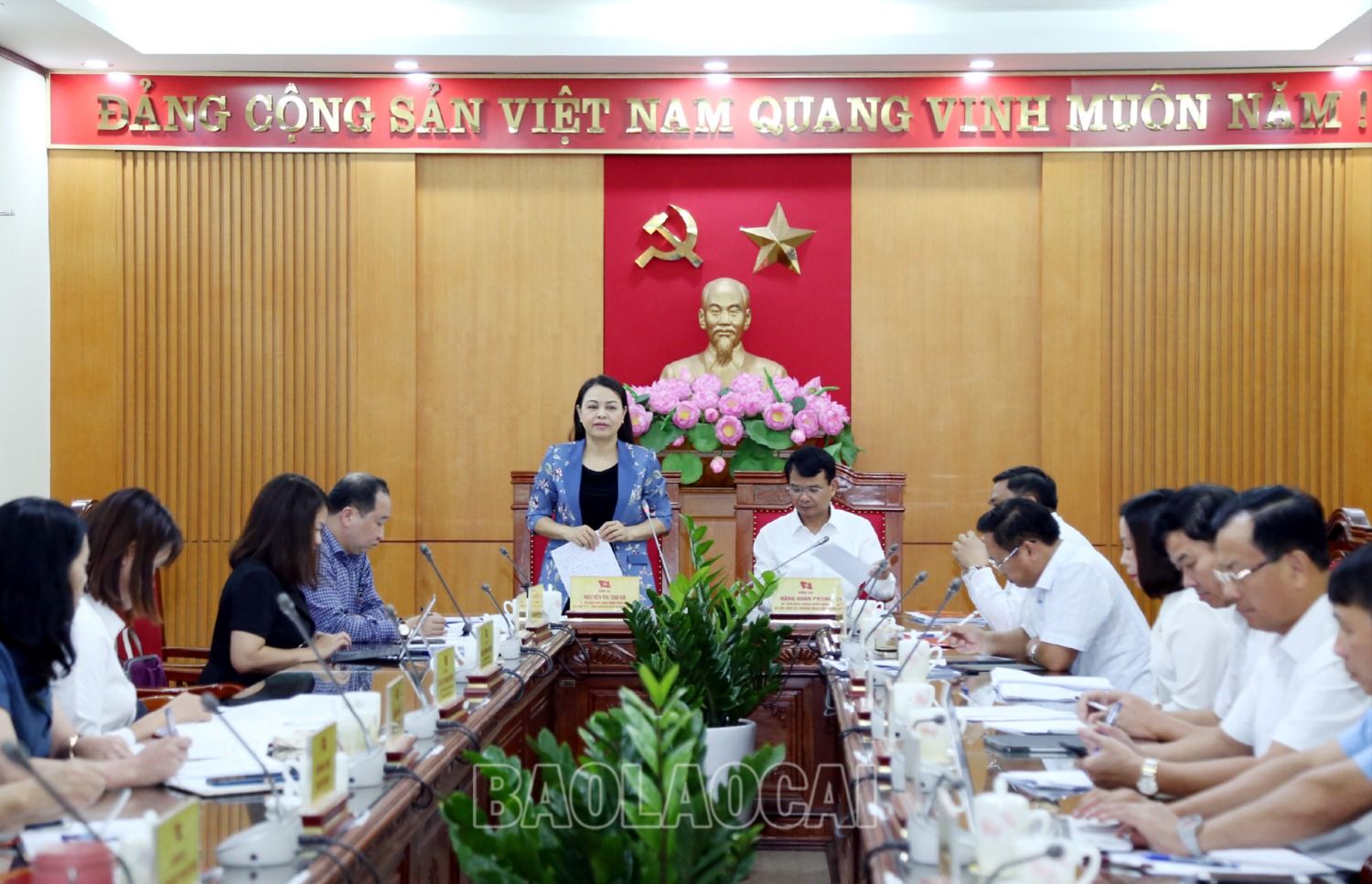 Đồng chí Nguyễn Thị Thu Hà, Phó Chủ tịch - Tổng Thư ký Ủy ban Trung ương Mặt trận Tổ quốc Việt Nam, Phó Trưởng Ban Chỉ đạo đánh giá cao việc thực hiện Quyết định 218 của tỉnh Lào Cai. 7.JPG