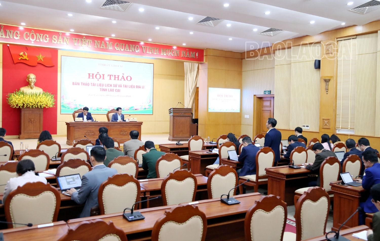Quang cảnh hội thảo. 1-1495-7453.jpg