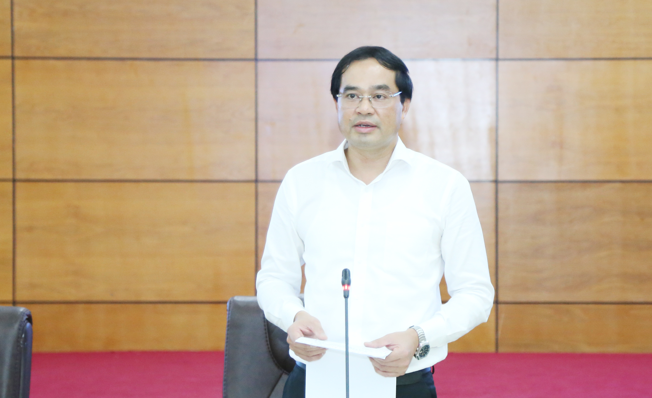 Chủ tịch UBND tỉnh Lào Cai Trịnh Xuân Trường phát biểu tại buổi làm việc. LV9.jpg