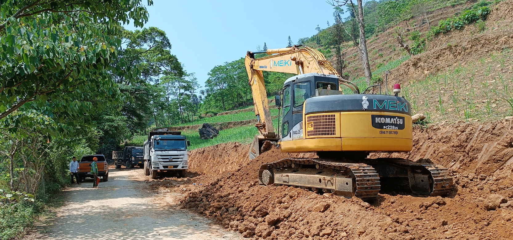 Thi công dự án đường vào trung tâm xã Nàn Sín, huyện Si Ma Cai. GT14.jpg