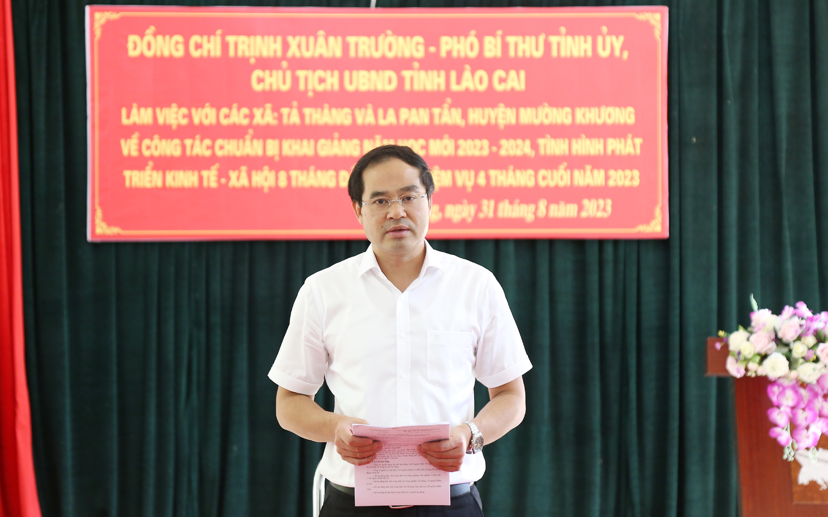 Chủ tịch UBND tỉnh Trịnh Xuân Trường phát biểu tại buổi làm việc. M1.jpg