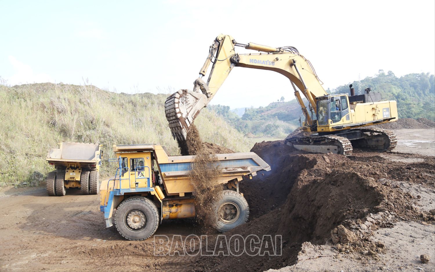 Trên khai trường khai thác quặng apatit. CN1.jpg