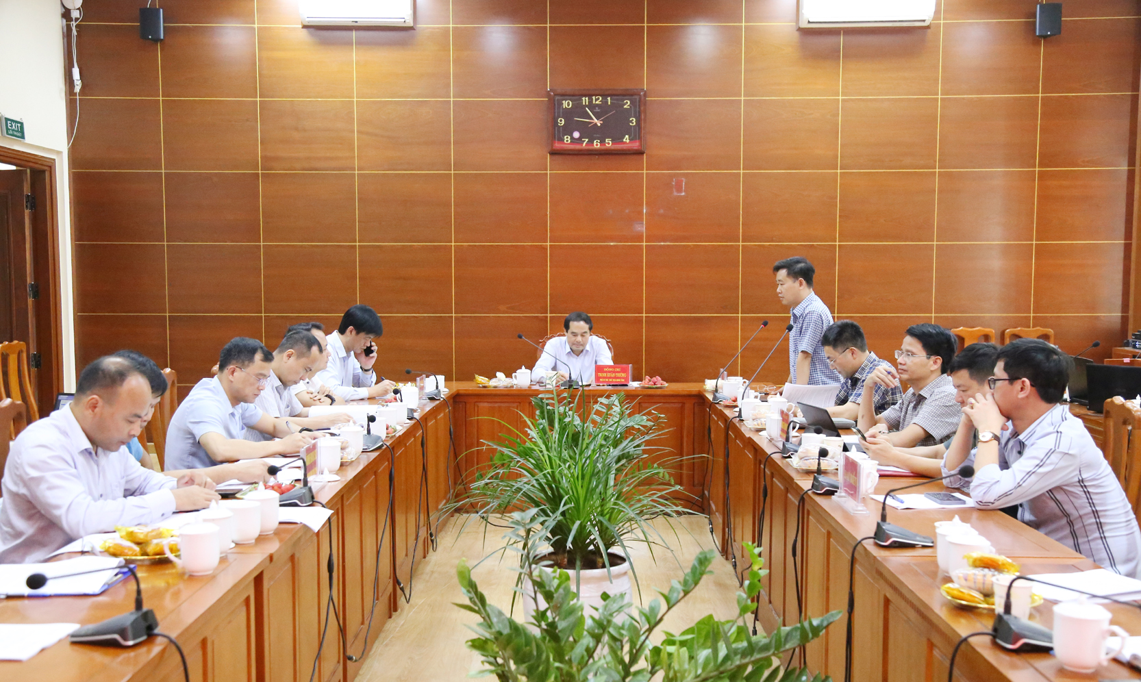 Bí thư Huyện ủy Bắc Hà Nguyễn Duy Hòa làm rõ về việc lãnh đạo thực hiện quy hoạch và đẩy nhanh tiến độ giải ngân vốn đầu tư công. C2.jpg