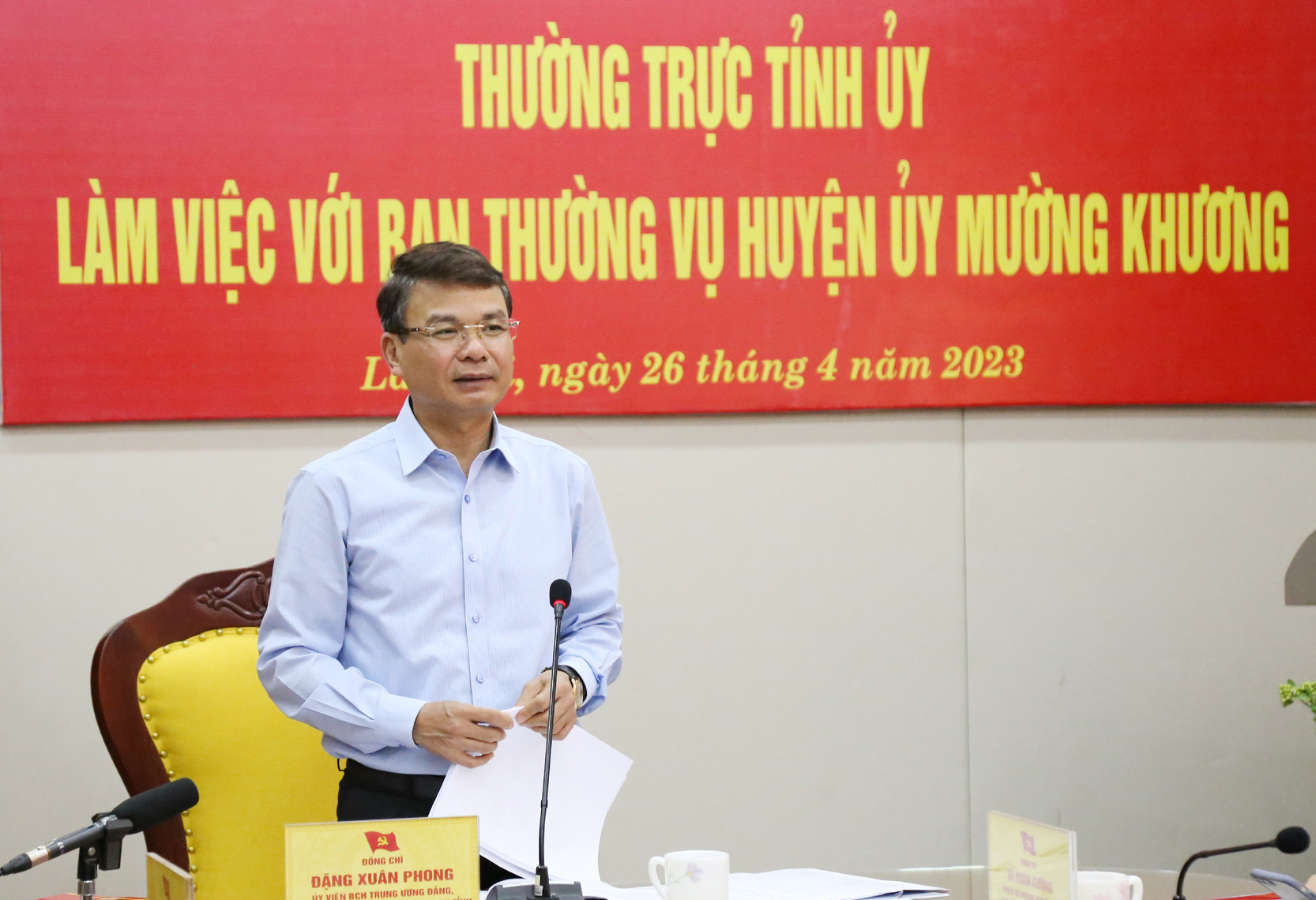Đồng chí Đặng Xuân Phong, Bí thư Tỉnh ủy phát biểu tại buổi làm việc. M2.jpg
