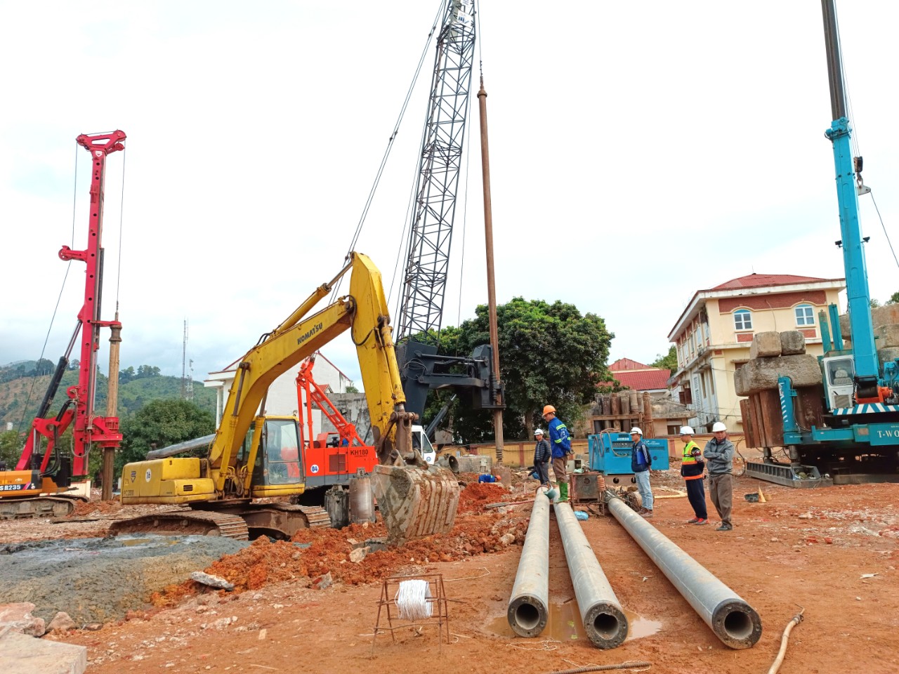 Thúc đẩy đầu tư công tạo động lực cho tăng trưởng kinh tế. TT2.jpg