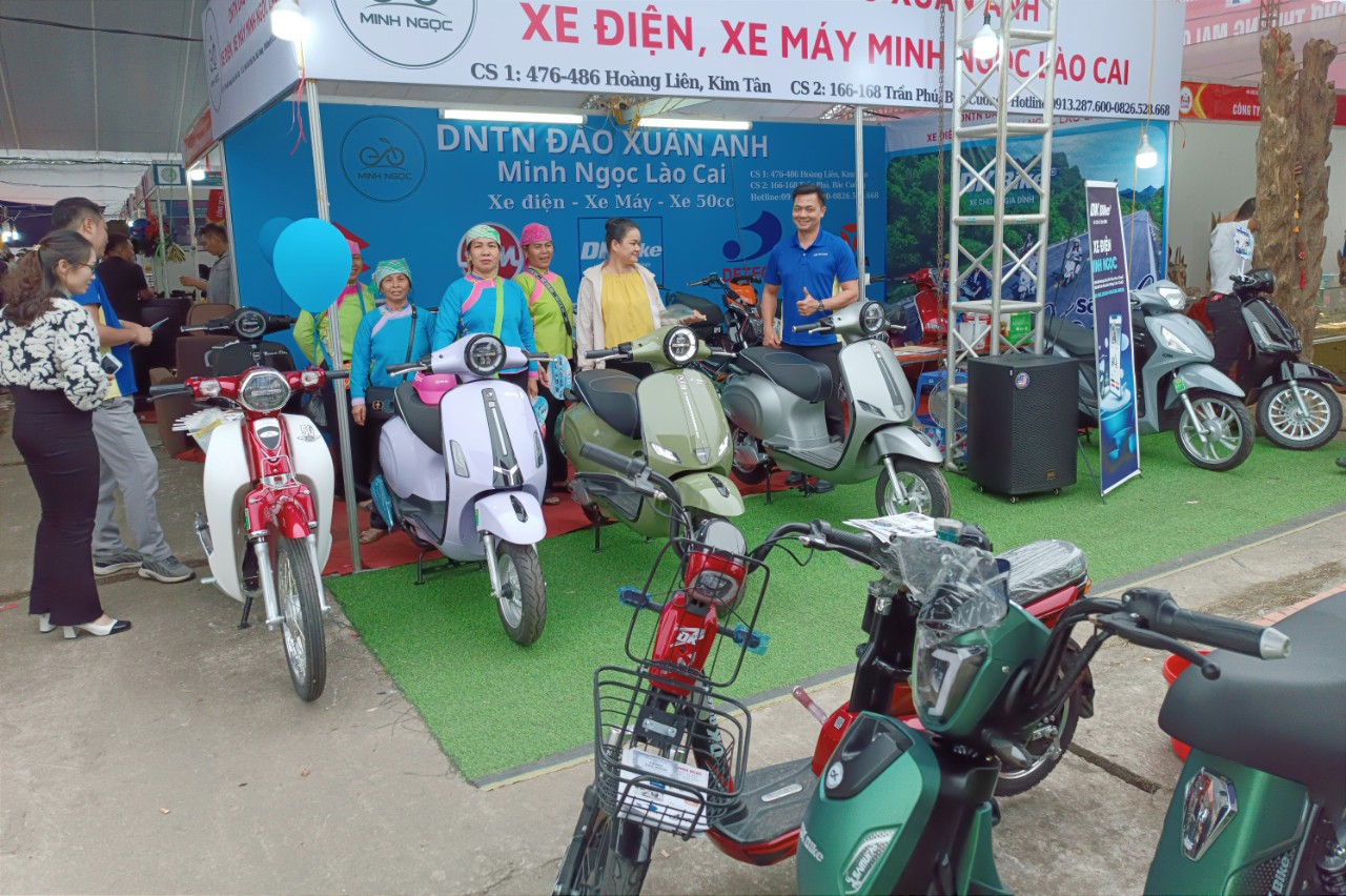 Điểm nhấn của Hội chợ Thương mại Quốc tế Việt - Trung (Lào Cai) lần thứ 23 ảnh 11 D6.jpg