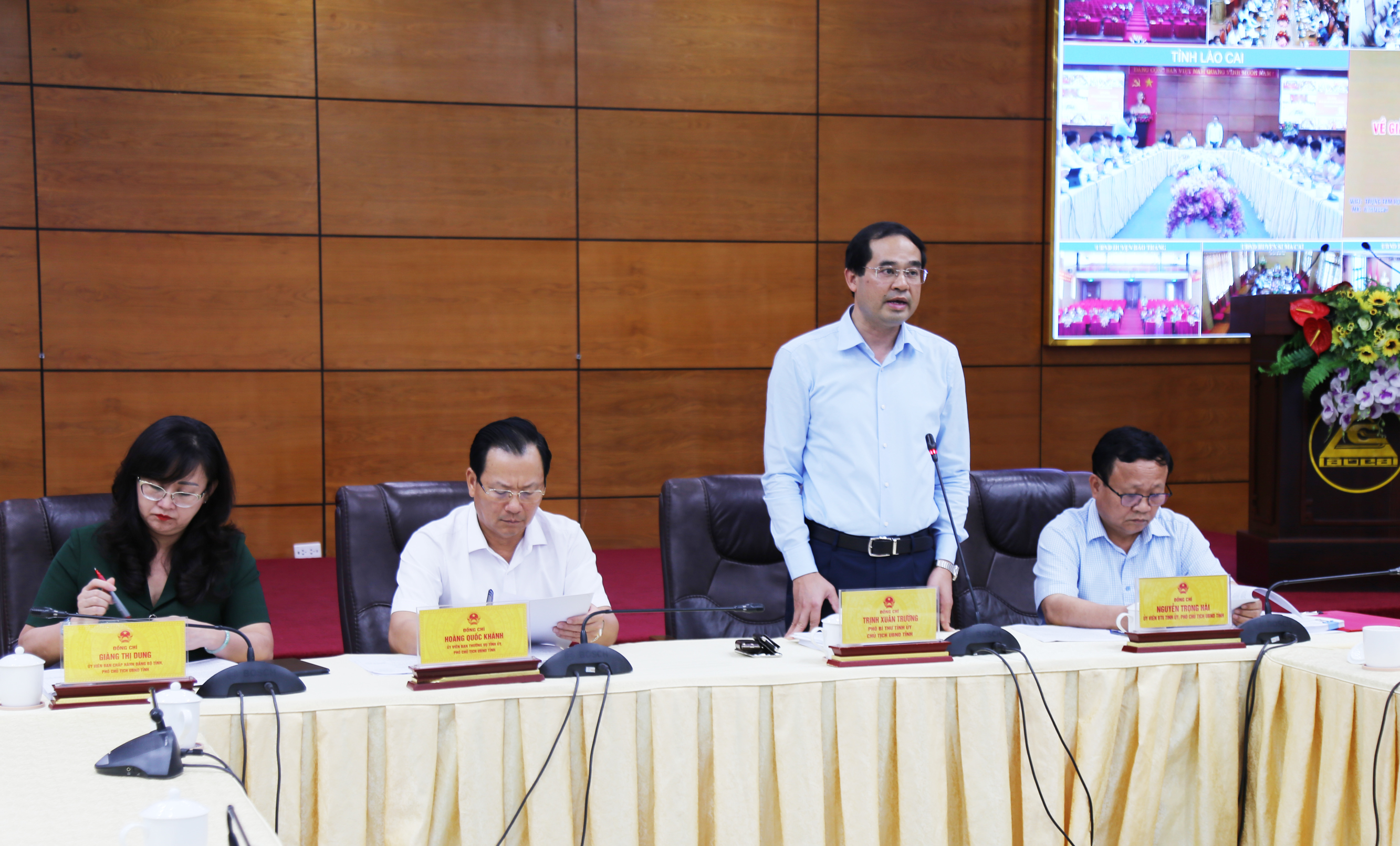 Đồng chí Trịnh Xuân Trường, Chủ tịch UBND tỉnh chủ trì hội nghị. A6.jpg