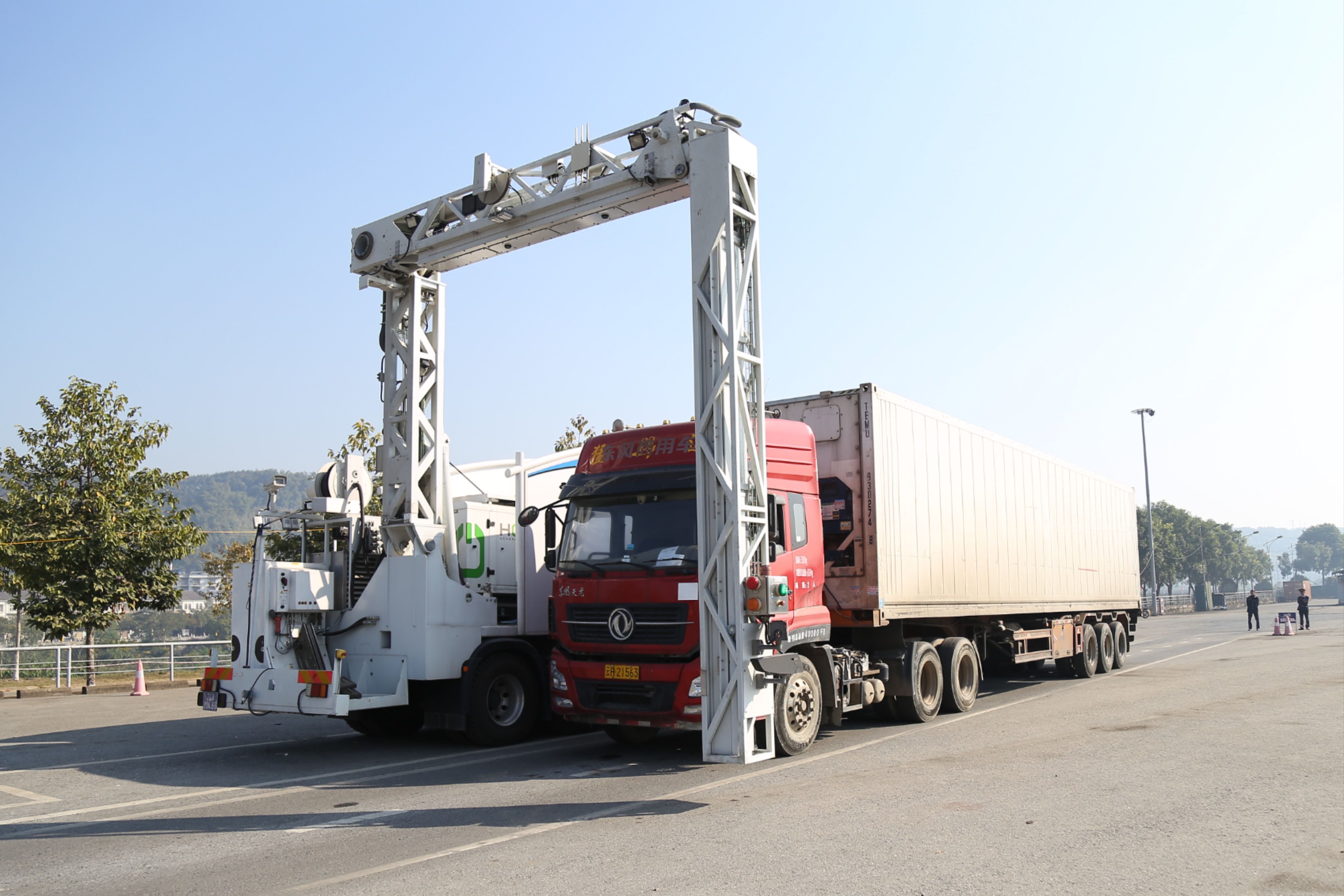 Soi chiếu hàng hoá xuất - nhập khẩu. IMG_4123.JPG