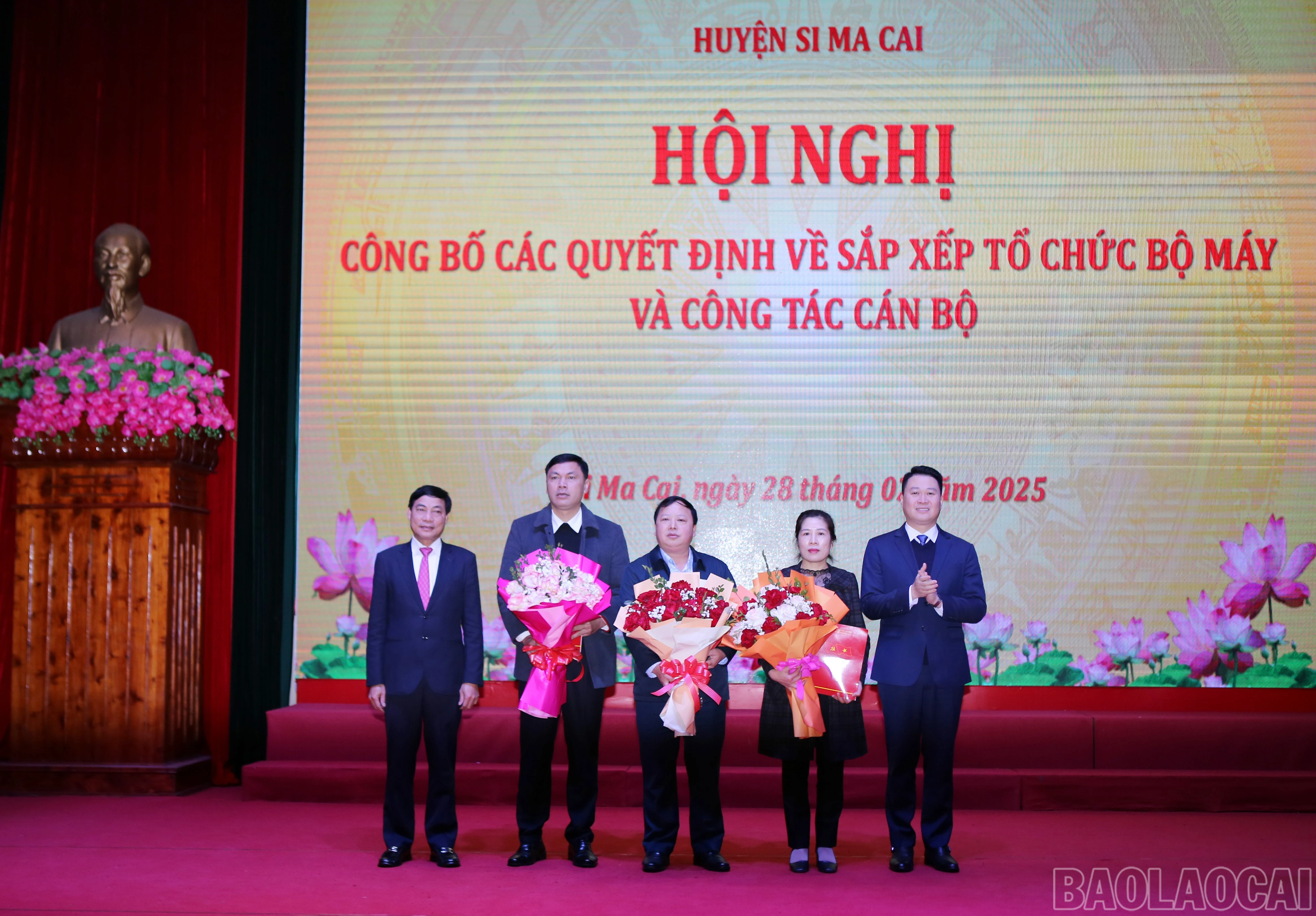 Công bố thành lập và bổ nhiệm lãnh đạo quản lý Ban Tuyên giáo và Dân vận Huyện ủy Si Ma Cai.