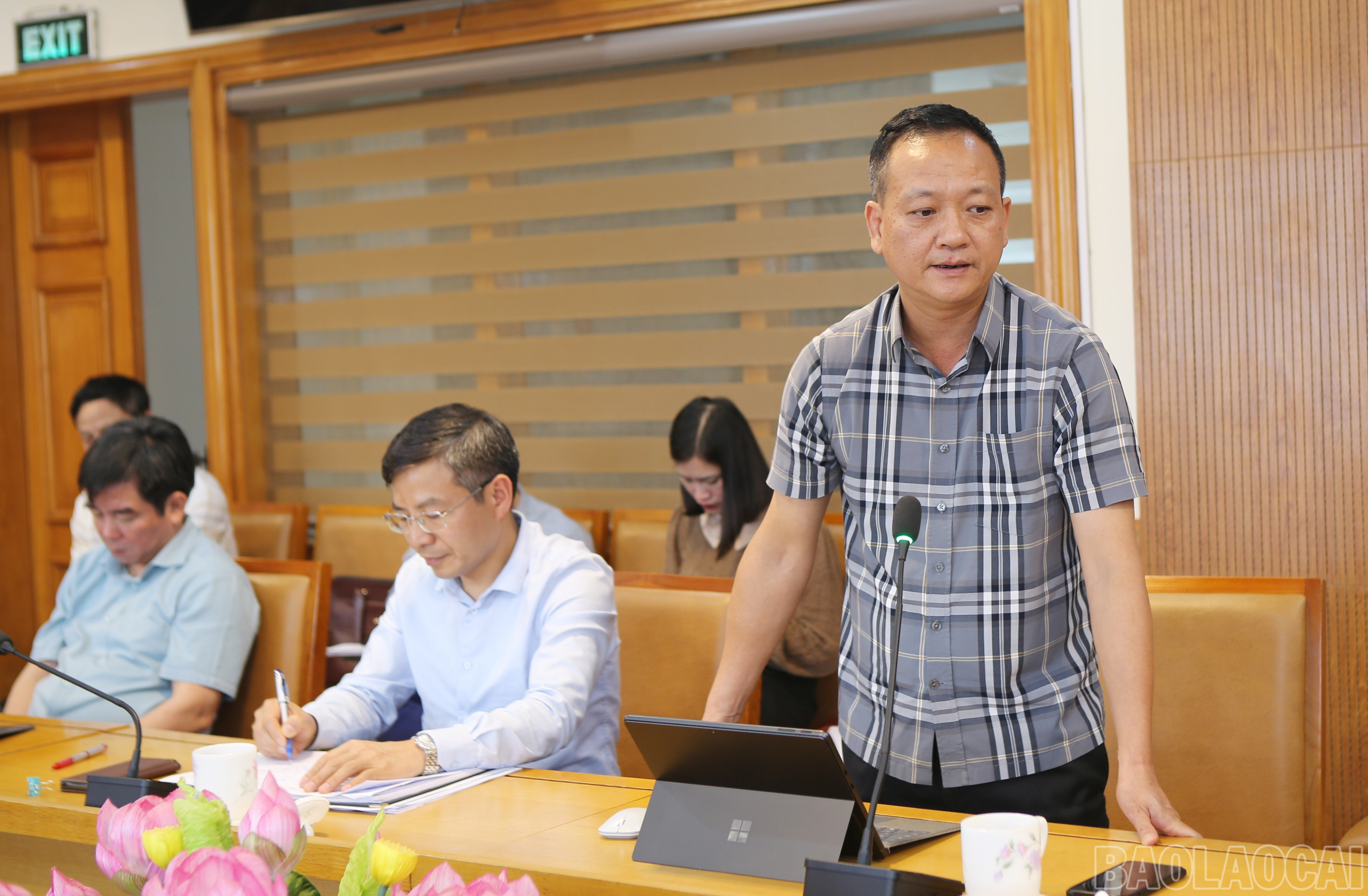 Giám đốc Sở Khoa học và Công nghệ kiến nghị các giải pháp phối hợp giữa sở, ngành với địa phương trong triển khai sắp xếp đơn vị hành chính cấp xã. baolaocai-br_3.jpg