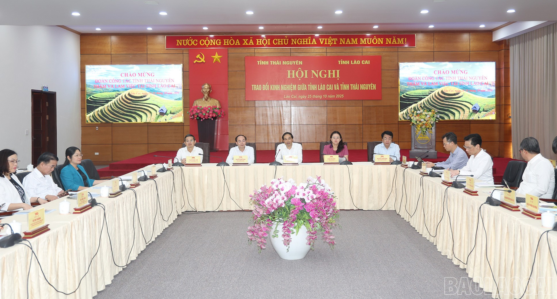 Quang cảnh hội nghị. baolaocai-br_lc-5.jpg