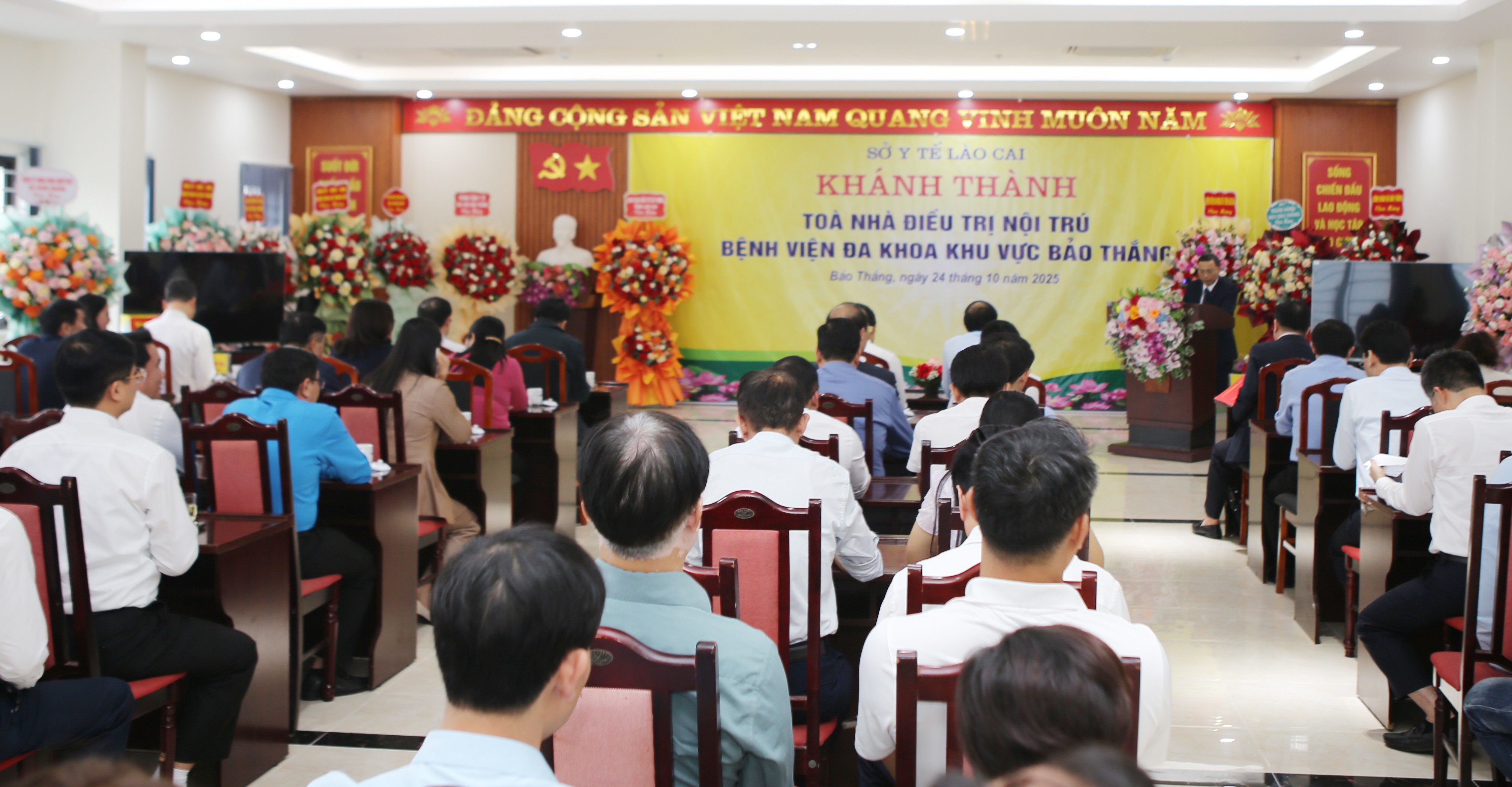 Quang cảnh buổi lễ. bt-1.jpg