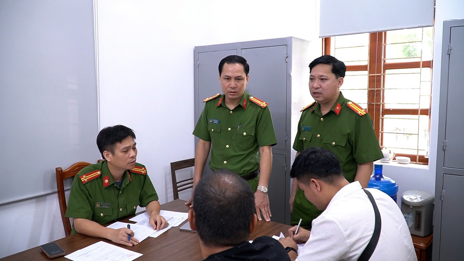 Phòng Cảnh sát hình sự, Công an tỉnh lập nhiều chiến công xuất sắc trong phòng chống tội phạm. 3-4618.jpg