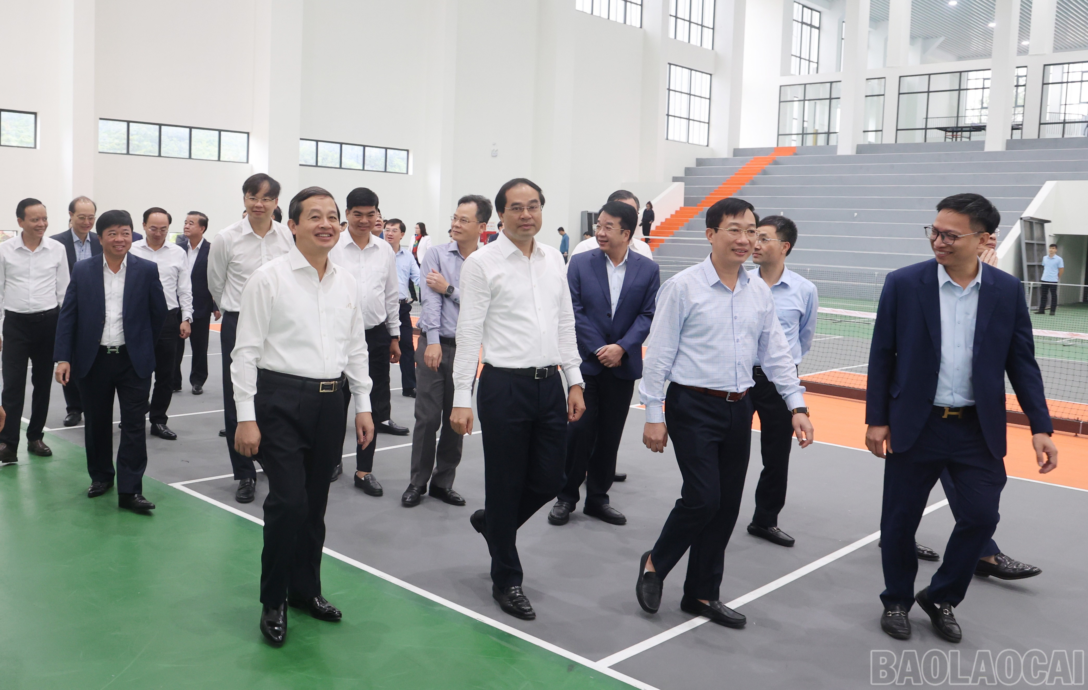 Đoàn công tác thăm cơ sở vật chất Trường THPT Chuyên Lào Cai. baolaocai-br_12.jpg